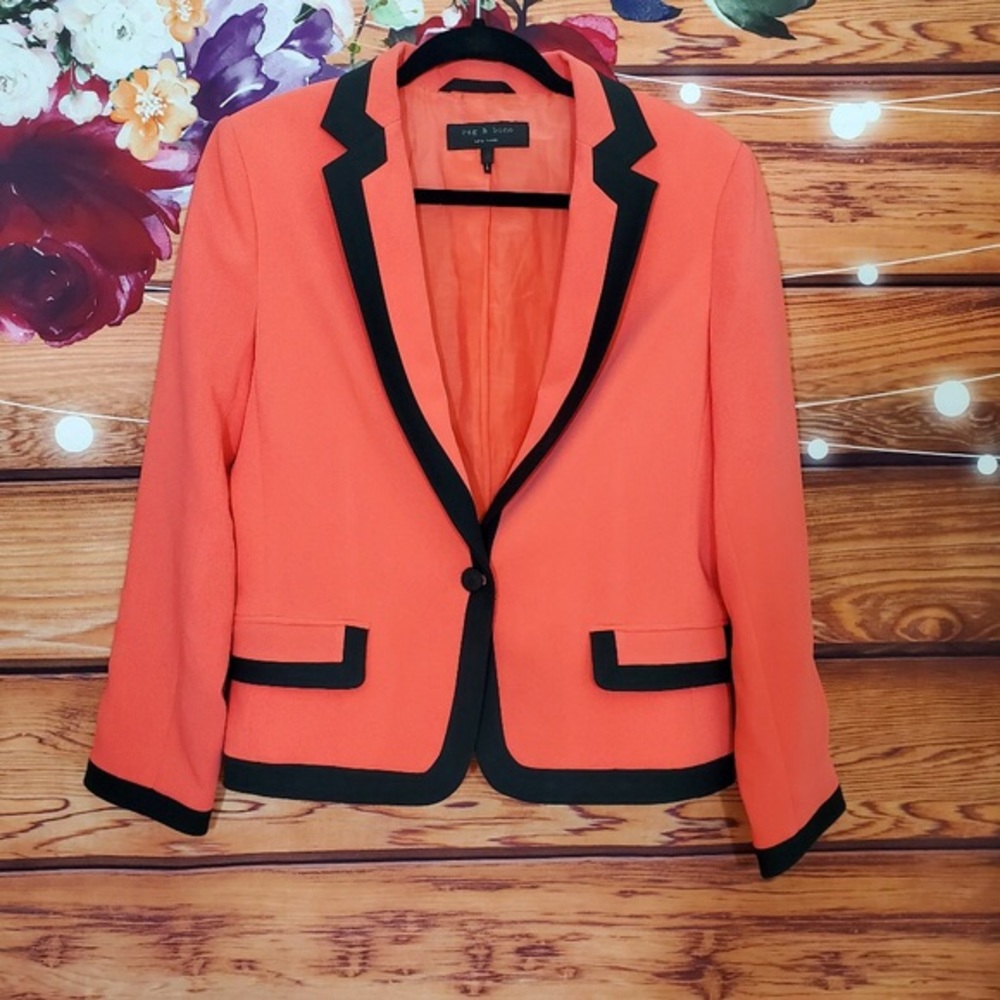 Great jacket but too small for me.